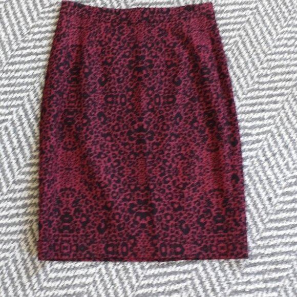HALOGEN BACK ZIP LINED PENCIL SKIRT SIZE 0 - Picture 1 of 3